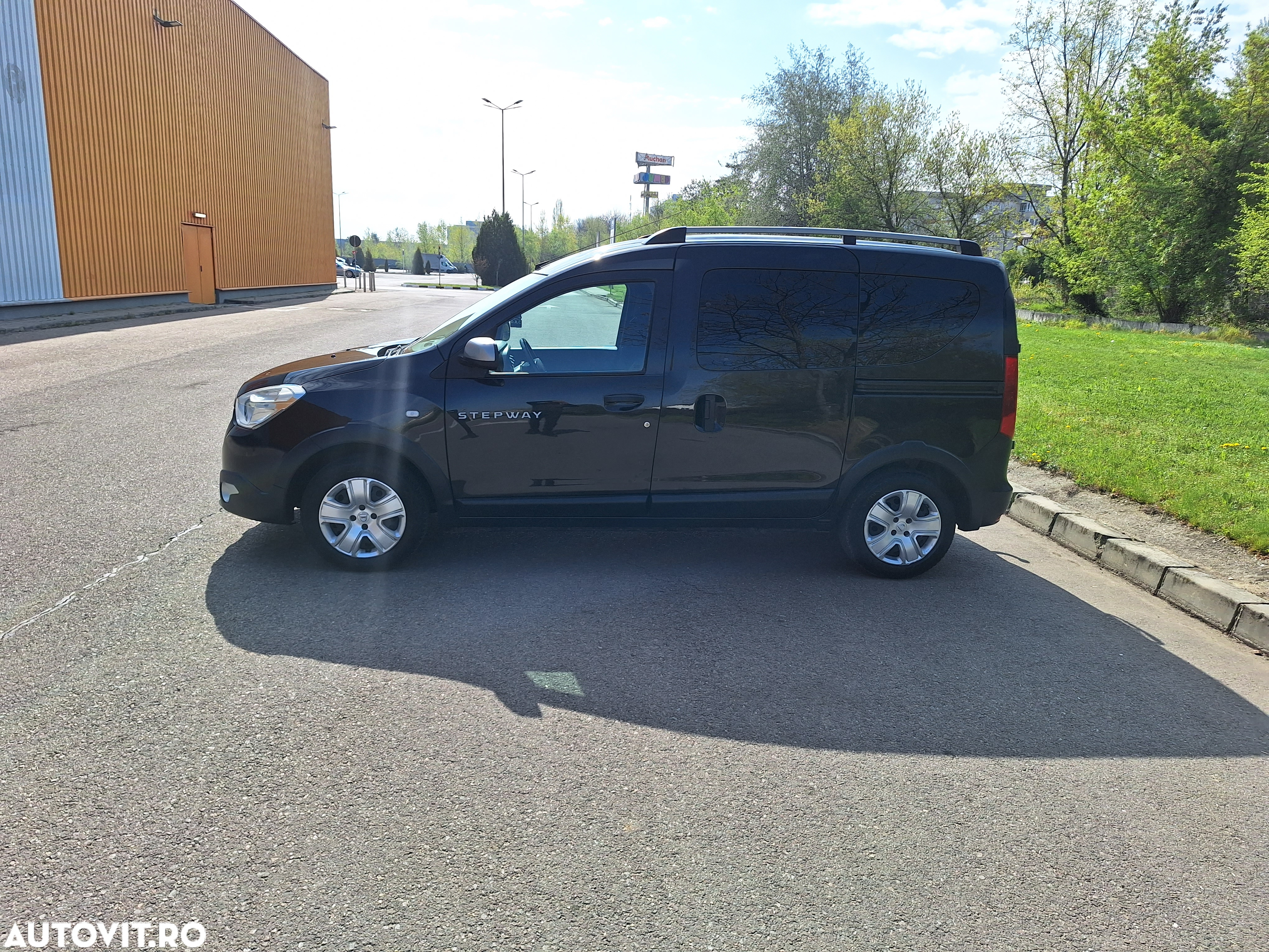 Dacia Dokker 1.5 dCi 90 CP Stepway - 16
