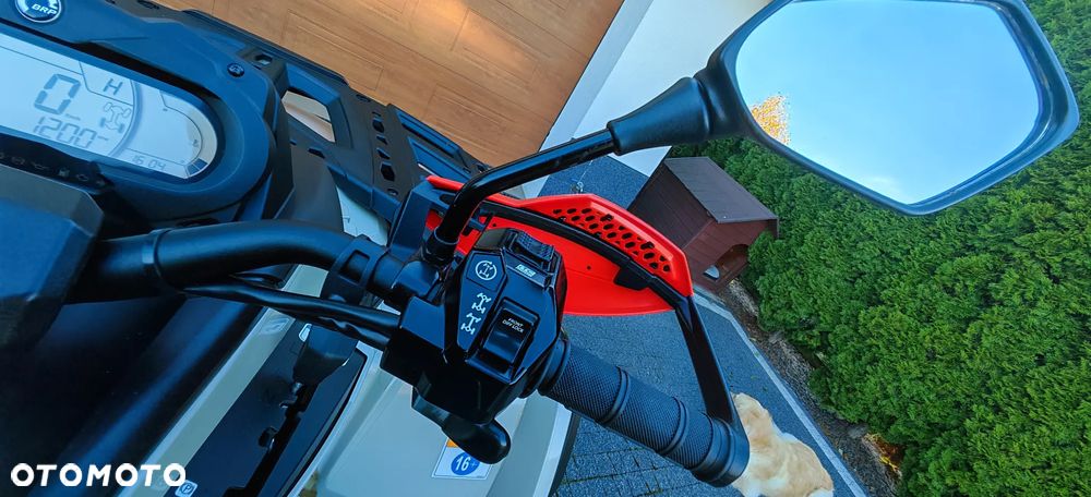 Can-Am Outlander - 8