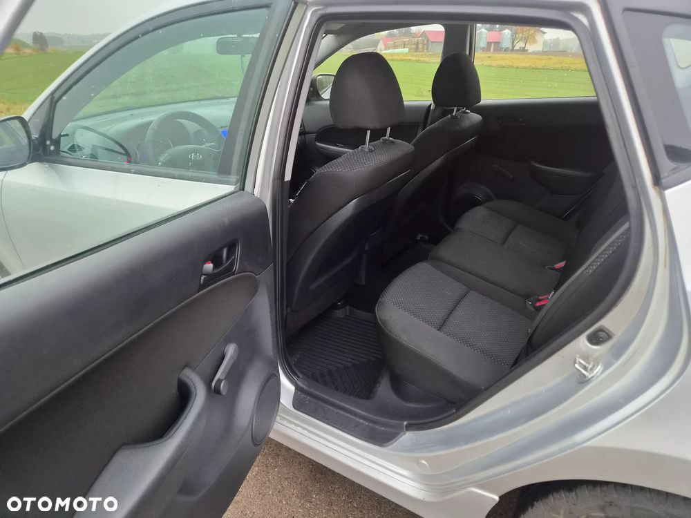 Hyundai i30 1.6 CRDi Comfort - 9