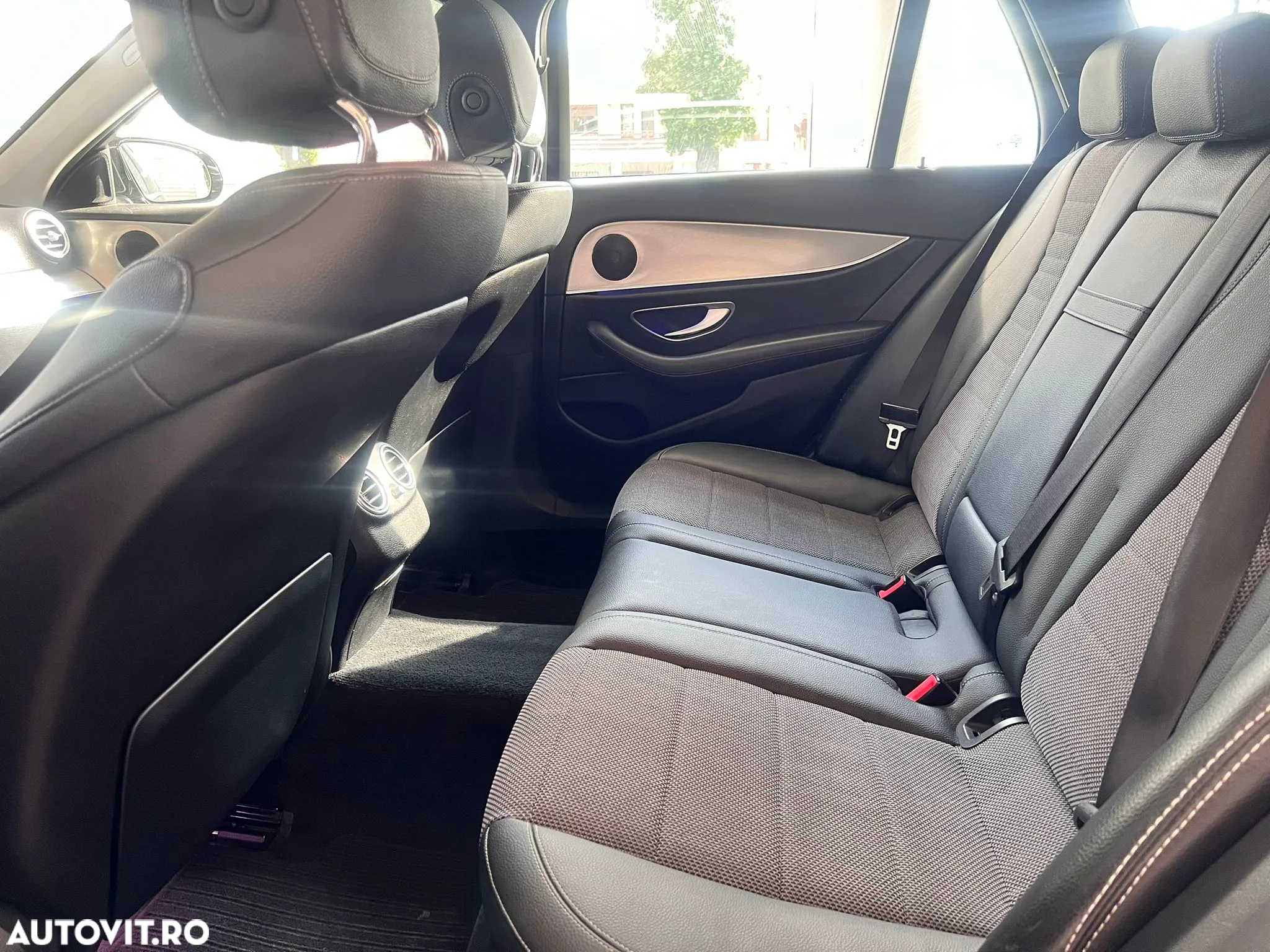 Mercedes-Benz E 200 d T-Modell Aut. - 23