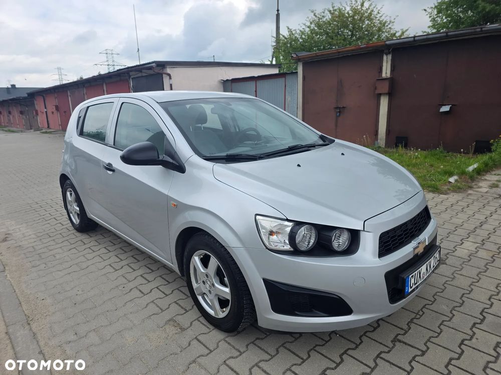Chevrolet Aveo 1.2 LS - 35