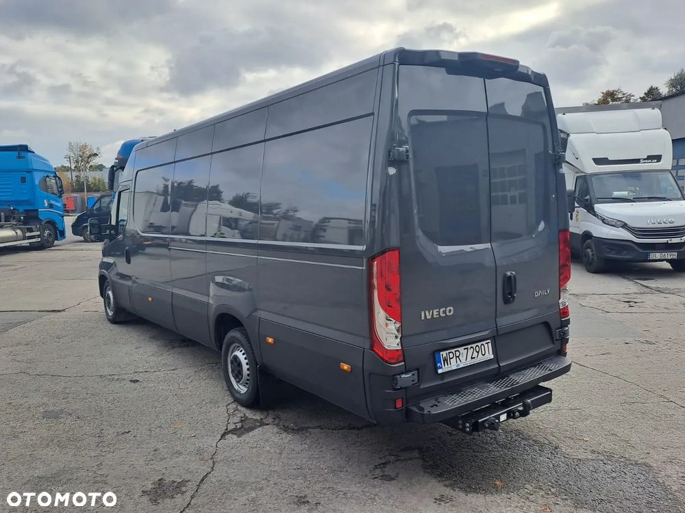 Iveco Daily  kamera , aktywny tempomat,  LED, HAK - 4