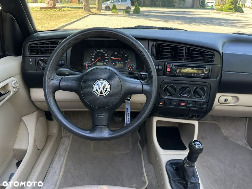 Volkswagen Golf - 19