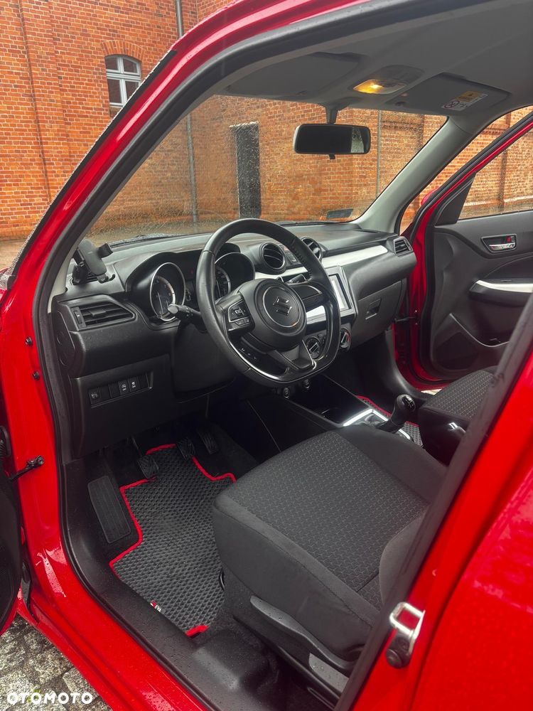 Suzuki Swift 1.2 Premium Plus - 14