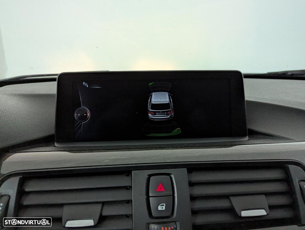 BMW 320 d Auto Line Luxury - 5