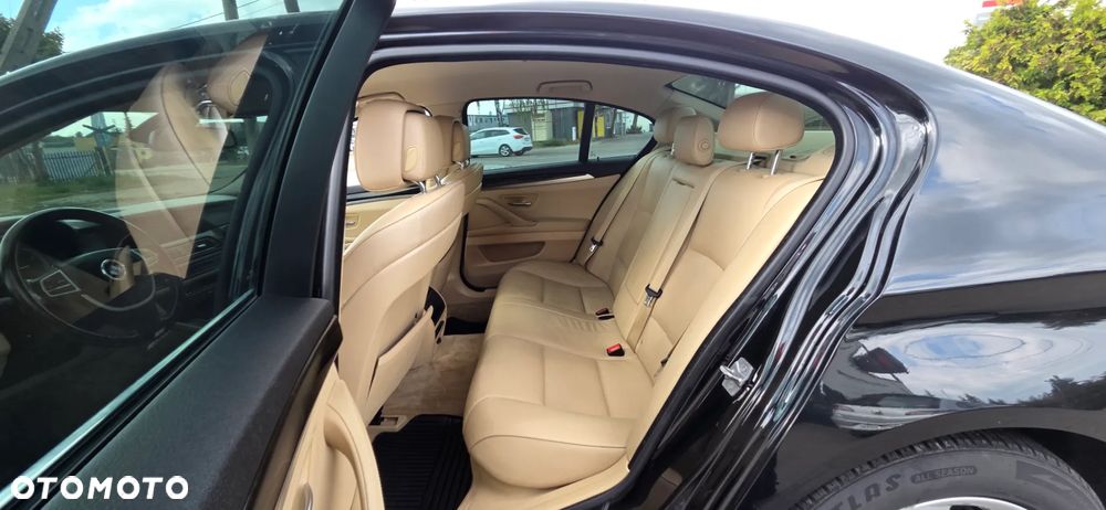 BMW Seria 5 - 34