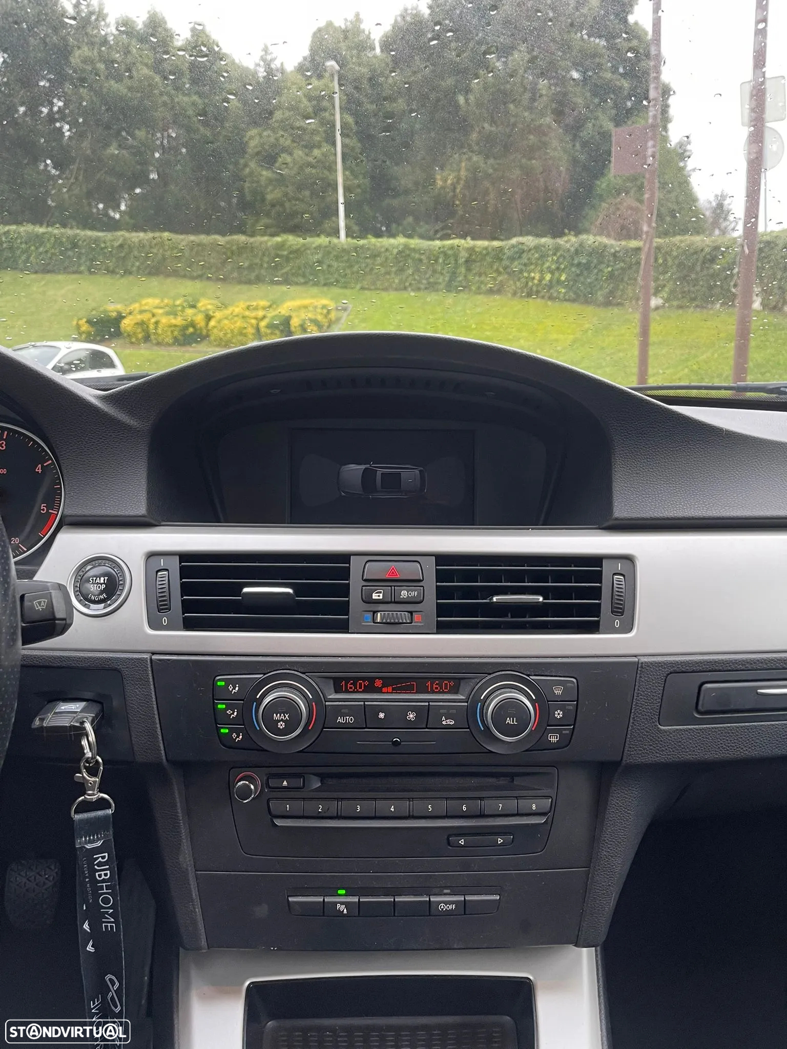 BMW 318 d DPF Touring Edition Sport - 9