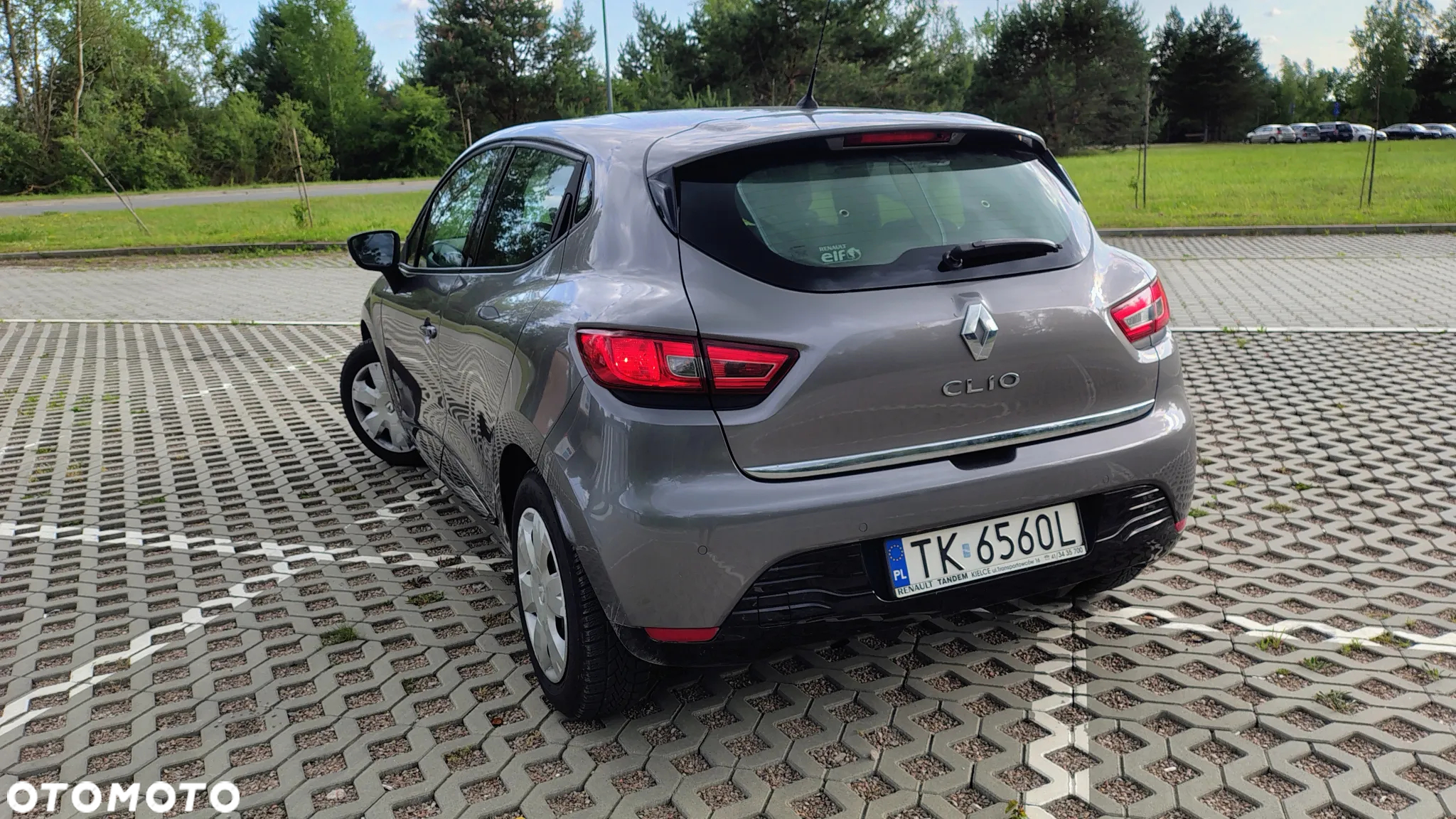 Renault Clio 1.2 16V Zen - 5