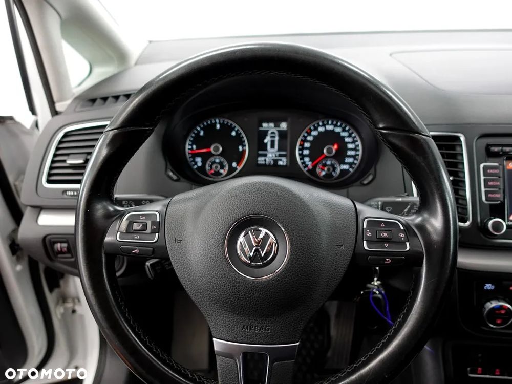 Volkswagen Sharan 2.0 TDI 4Mot Comfortline - 17