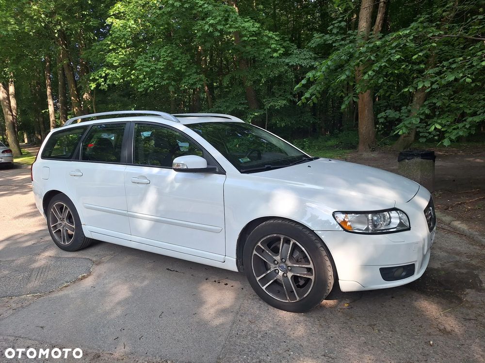 Volvo V50