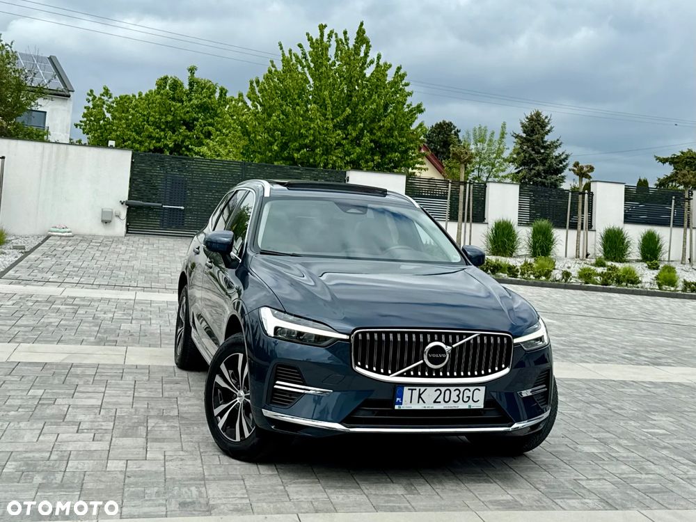 Volvo XC 60 T6 Plug-In Hybrid AWD Inscription - 2