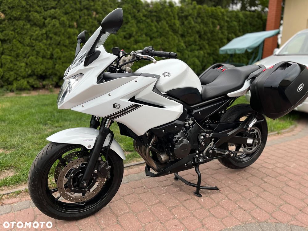 Yamaha XJ - 8