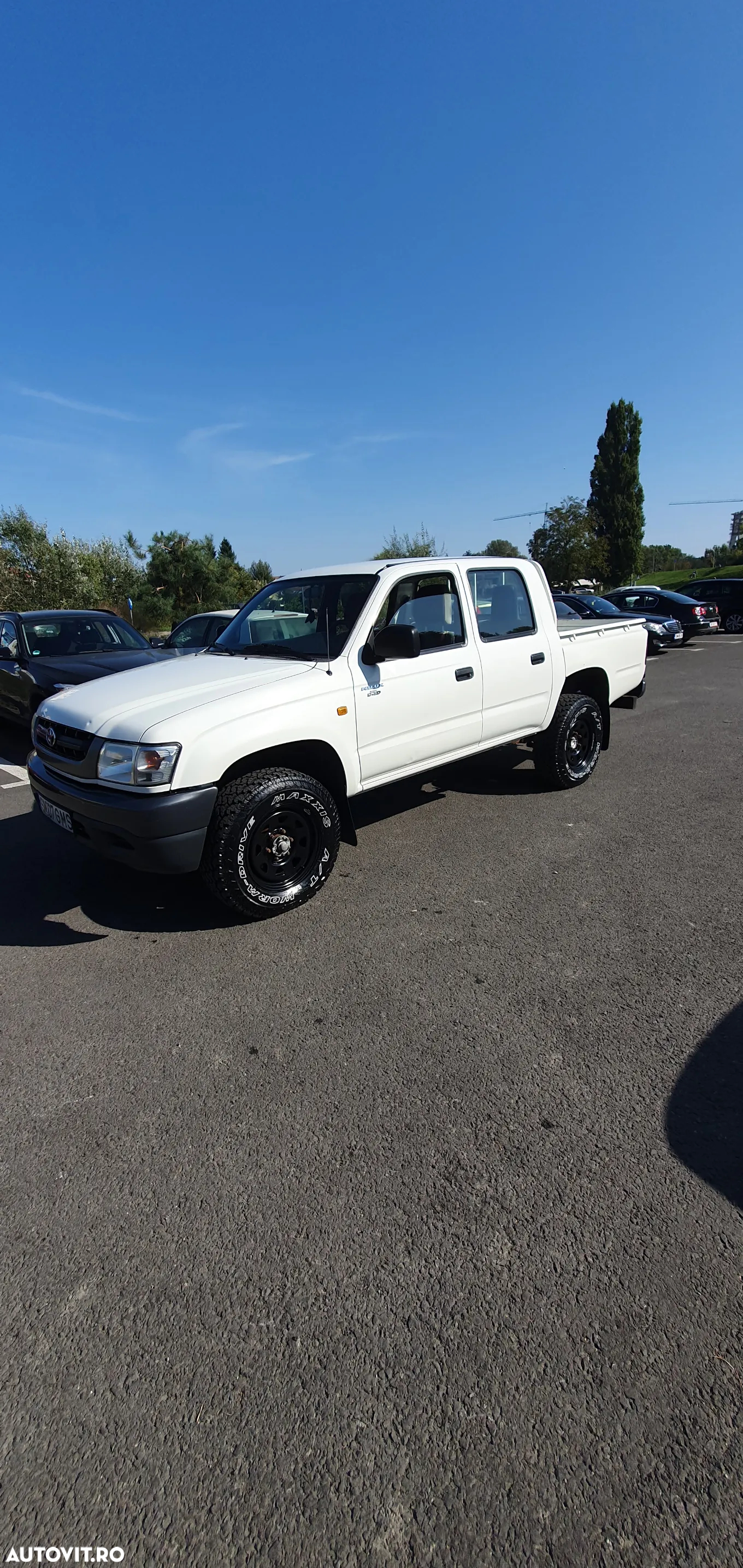 Toyota Hilux 4x4 Double Cab Special - 2