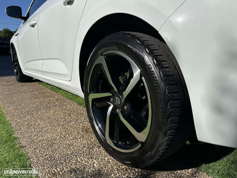 Renault Mégane Sport Tourer - 20