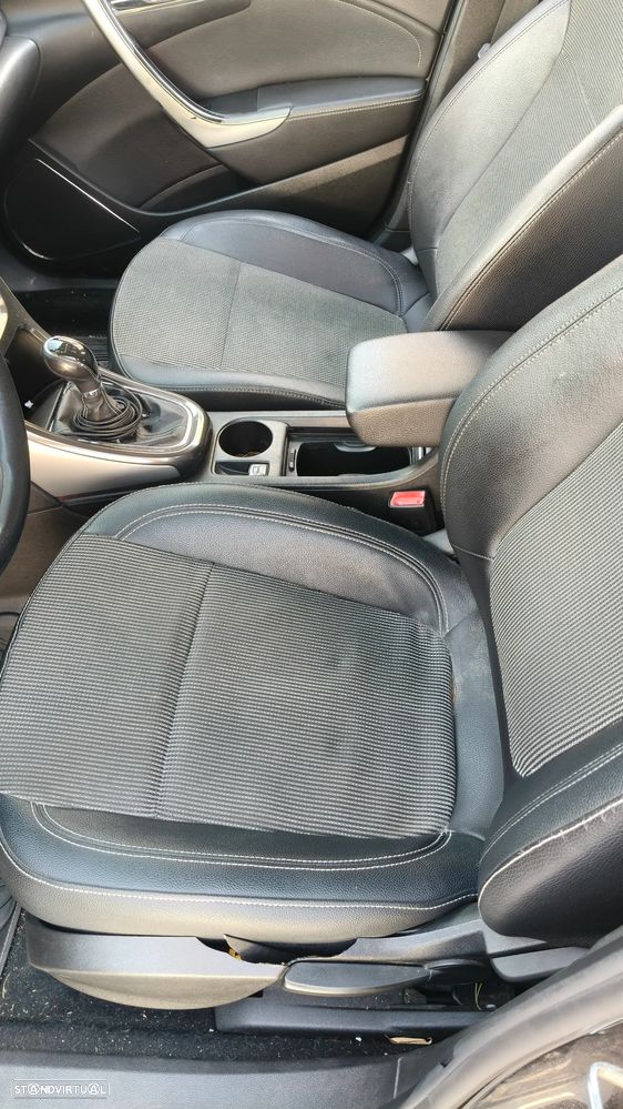 Opel Astra 1.7 CDTI Cosmo - 6