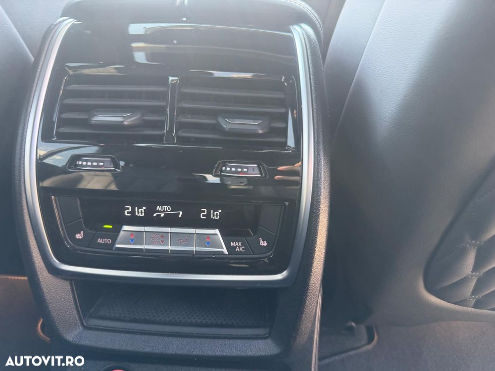 BMW X7 - 27