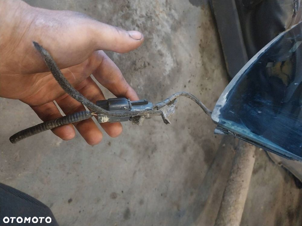 SZYBA CZOŁOWA PRZEDNIA SENSOR GRZANA KIA CEED II 96000-3K000 - 3