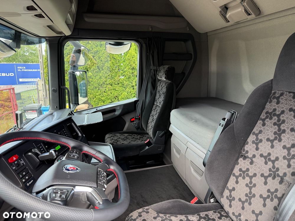 Scania - 27