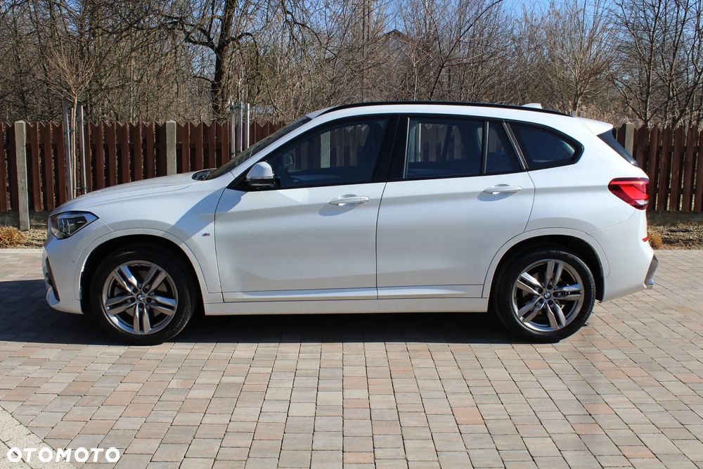 BMW X1 xDrive20i M Sport - 6