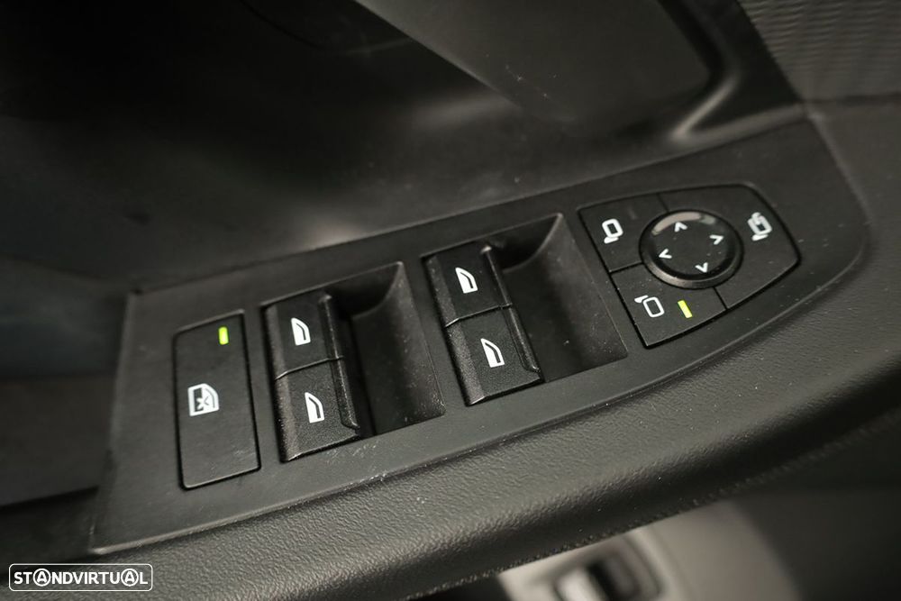 BMW 520 d Pack Desportivo M - 19