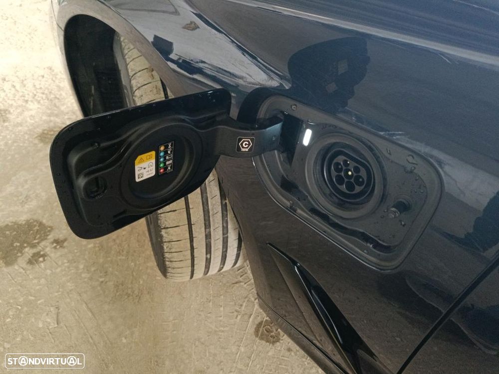 BMW 530 e - 11