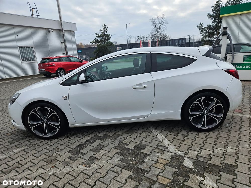 Opel Astra IV GTC 1.4 T Sport S&S EU6 - 6