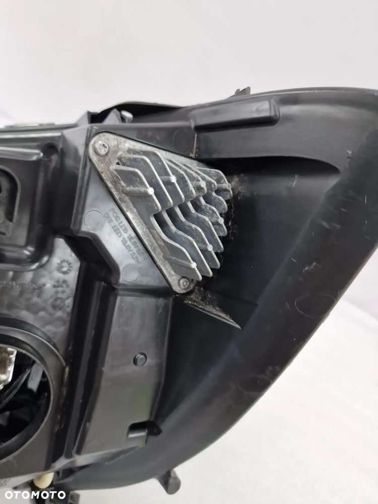 RENAULT MASTER IV 4 19- PRAWA LAMPA PRZEDNIA PRZÓD FULL LED , NR 260105567R , NR AUKCJI LA139 - 20