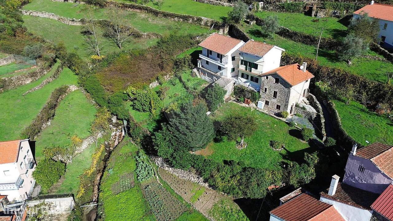 Moradia T4 para venda - Grande imagem: 2/23