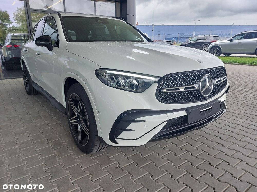 Mercedes-Benz GLC - 2