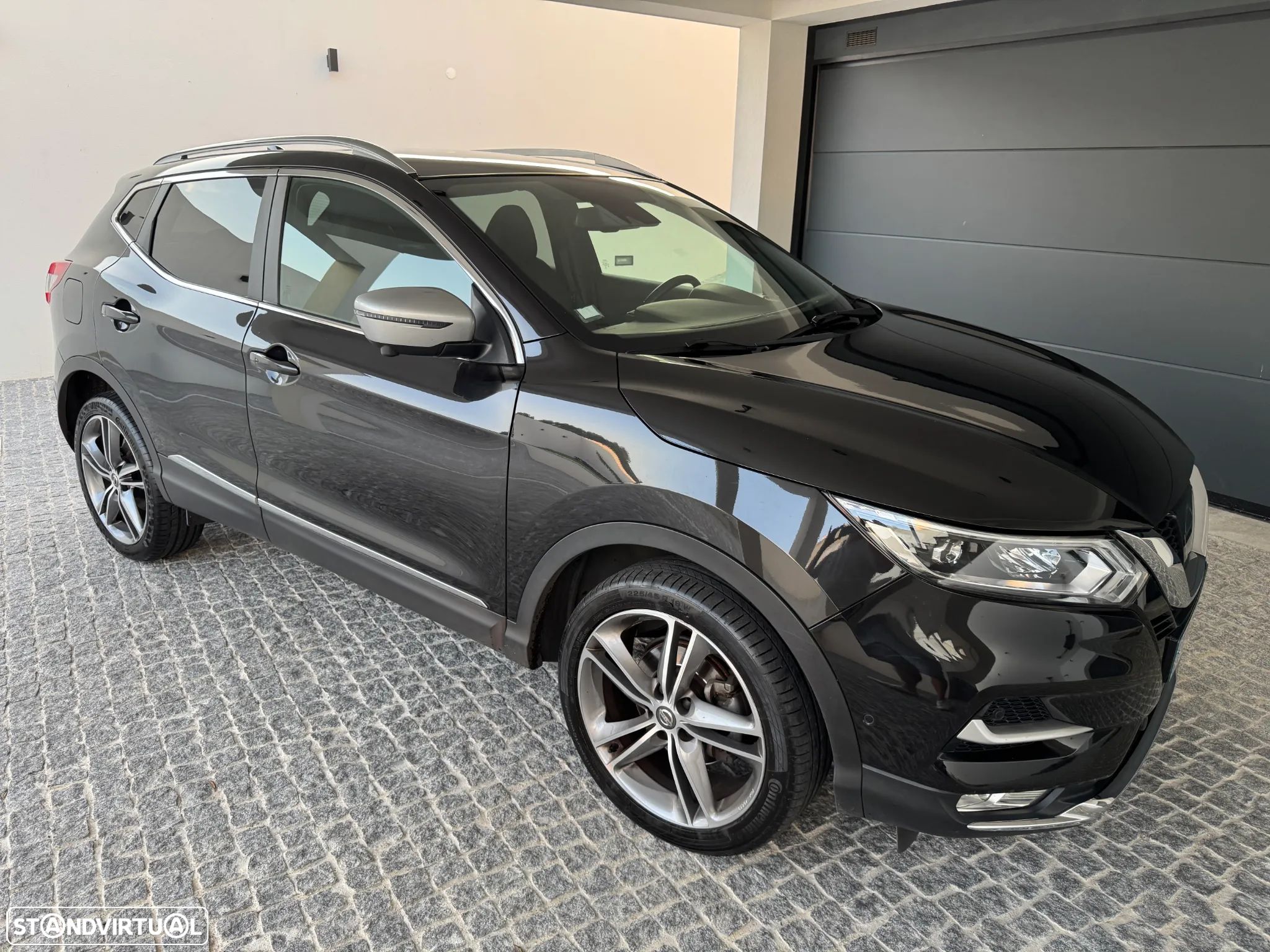 Nissan Qashqai 1.6 dCi Tekna Premium Pele - 1