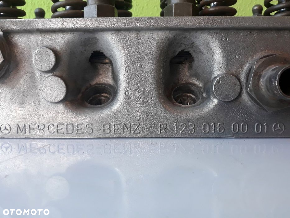 Głowica Silnika MERCEDES W123 2.5 - 5