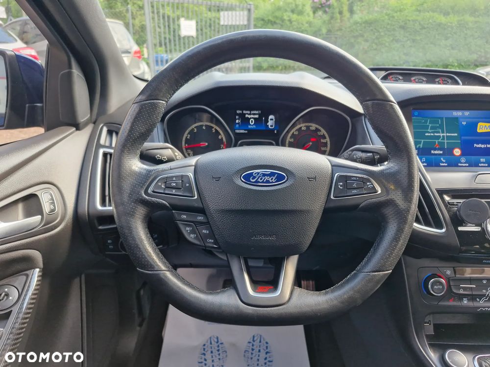 Ford Focus 2.0 EcoBoost ST mit Leder-Exclusiv-Paket - 30