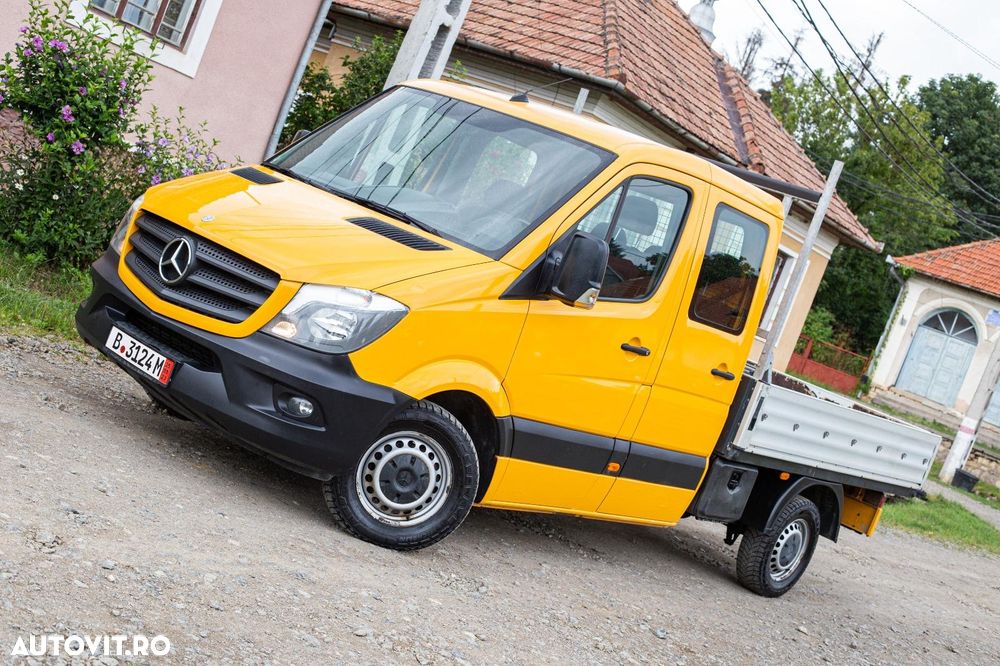 Mercedes-Benz Sprinter - 1