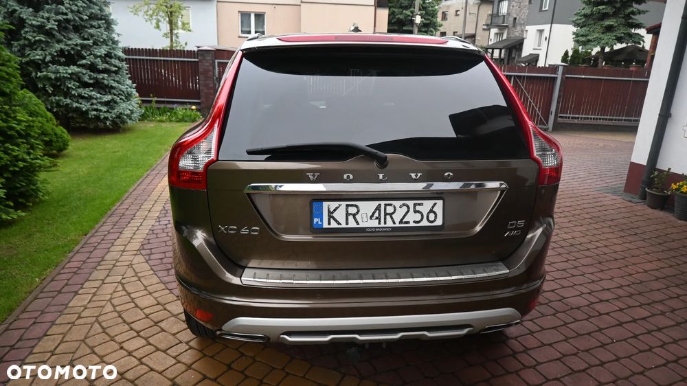 Volvo XC 60 D5 AWD Summum - 5