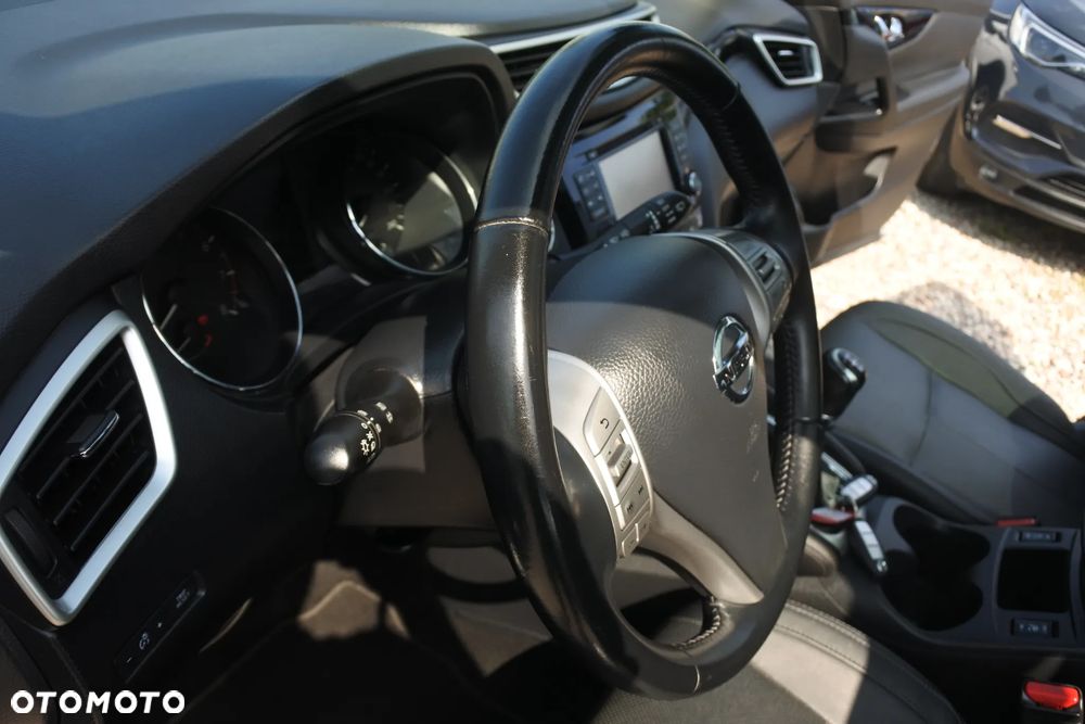 Nissan Qashqai 1.2 DIG-T Tekna EU6 - 25