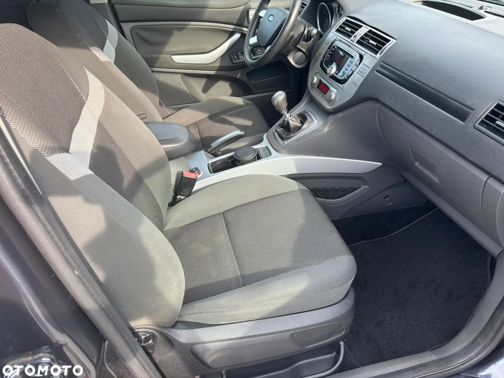 Ford Kuga 2.0 TDCi Titanium - 18