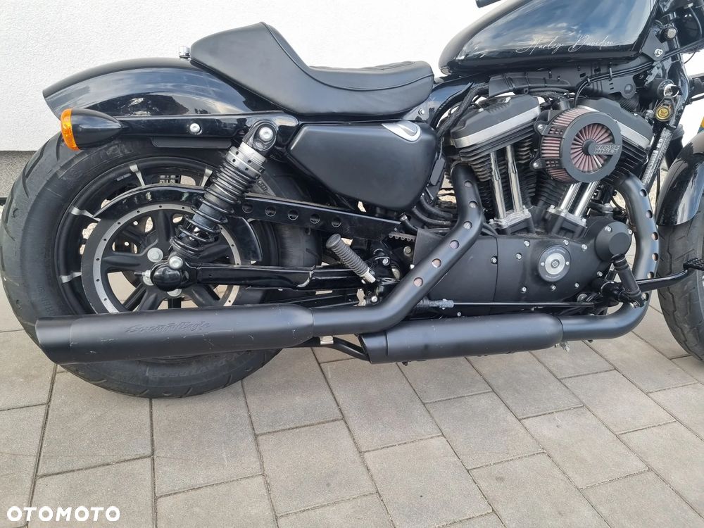 Harley-Davidson Sportster Iron 883 - 13