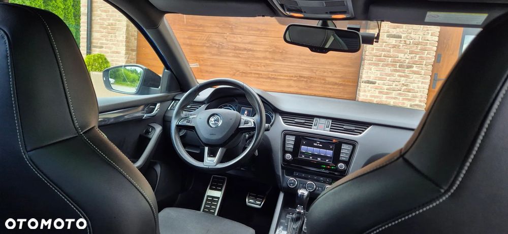 Skoda Octavia 2.0 TSI RS DSG - 11