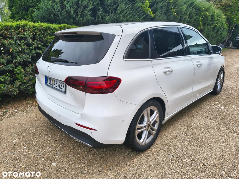 Mercedes-Benz Klasa B 180 d 8G-DCT Progressive Advanced - 14
