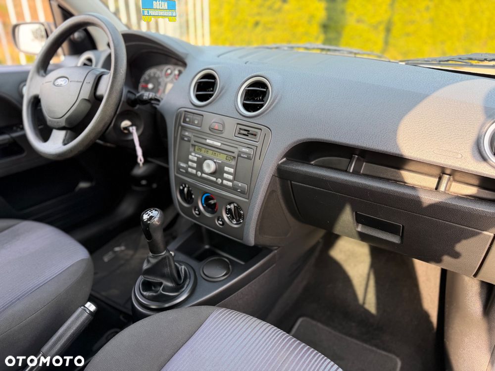 Ford Fusion 1.4 Elegance - 10