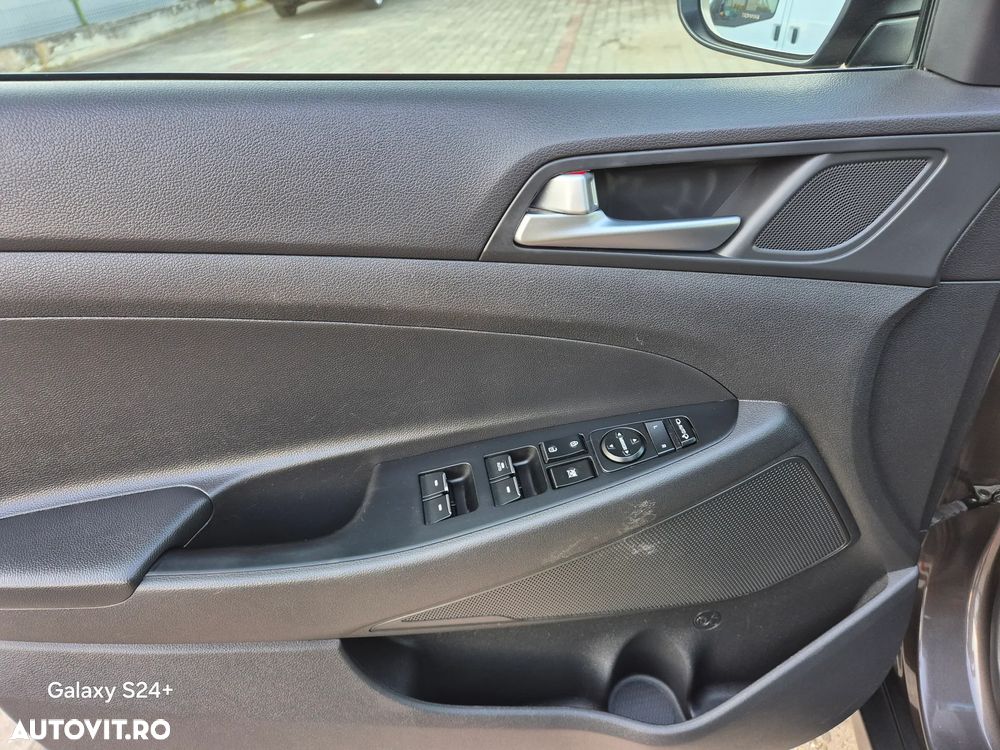 Hyundai Tucson 2.0 CRDI 4WD 6AT Luxury Pack+ - 25