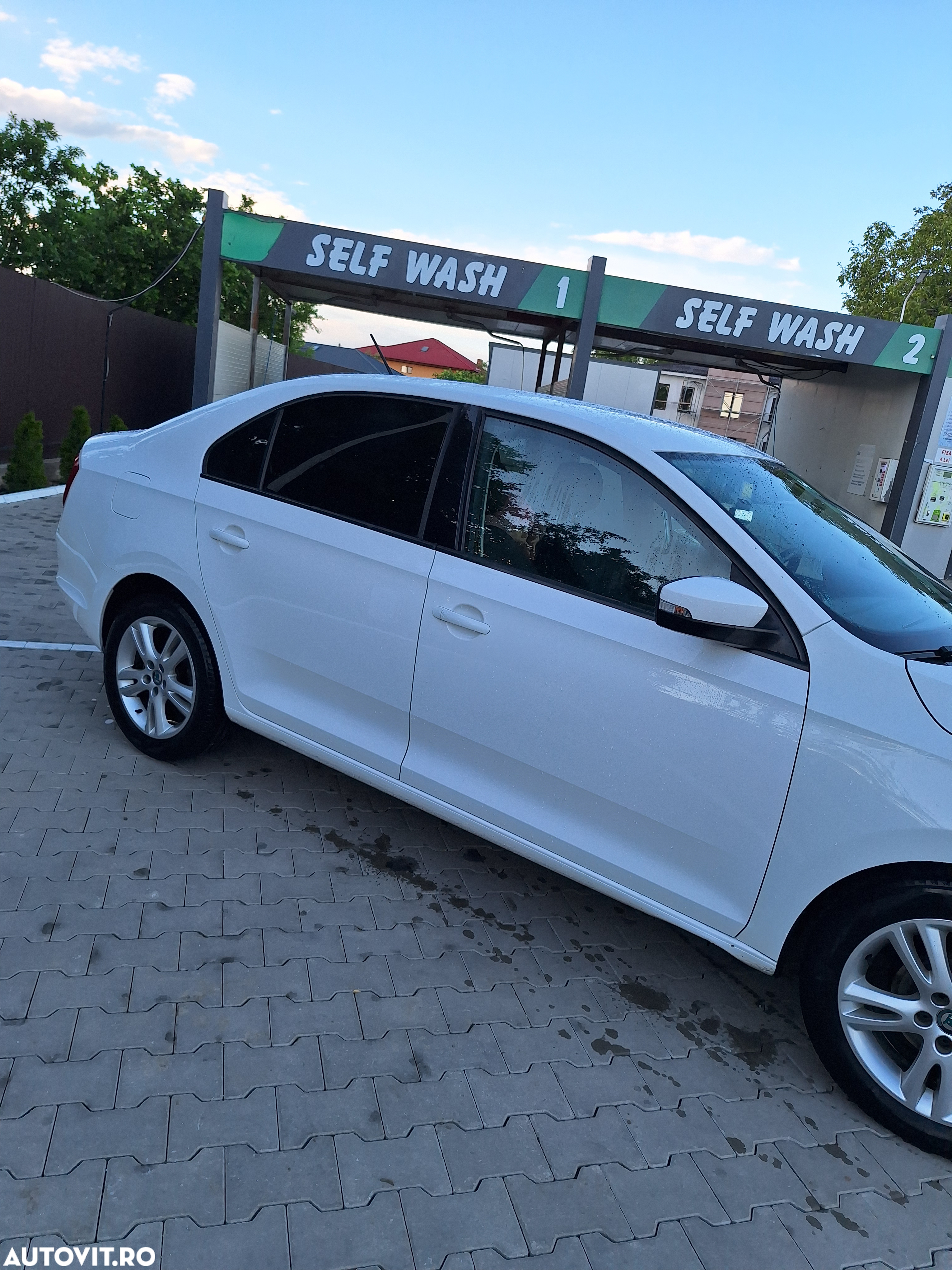 Skoda RAPID Spaceback 1.4 TDI Ambition - 17