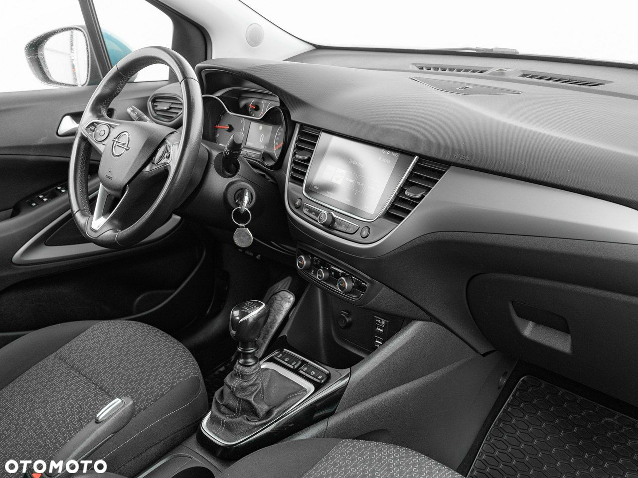 Opel Crossland X - 32