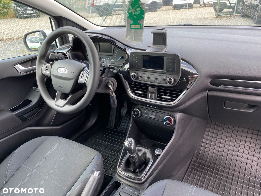 Ford Fiesta 1.1 S&S TREND - 14