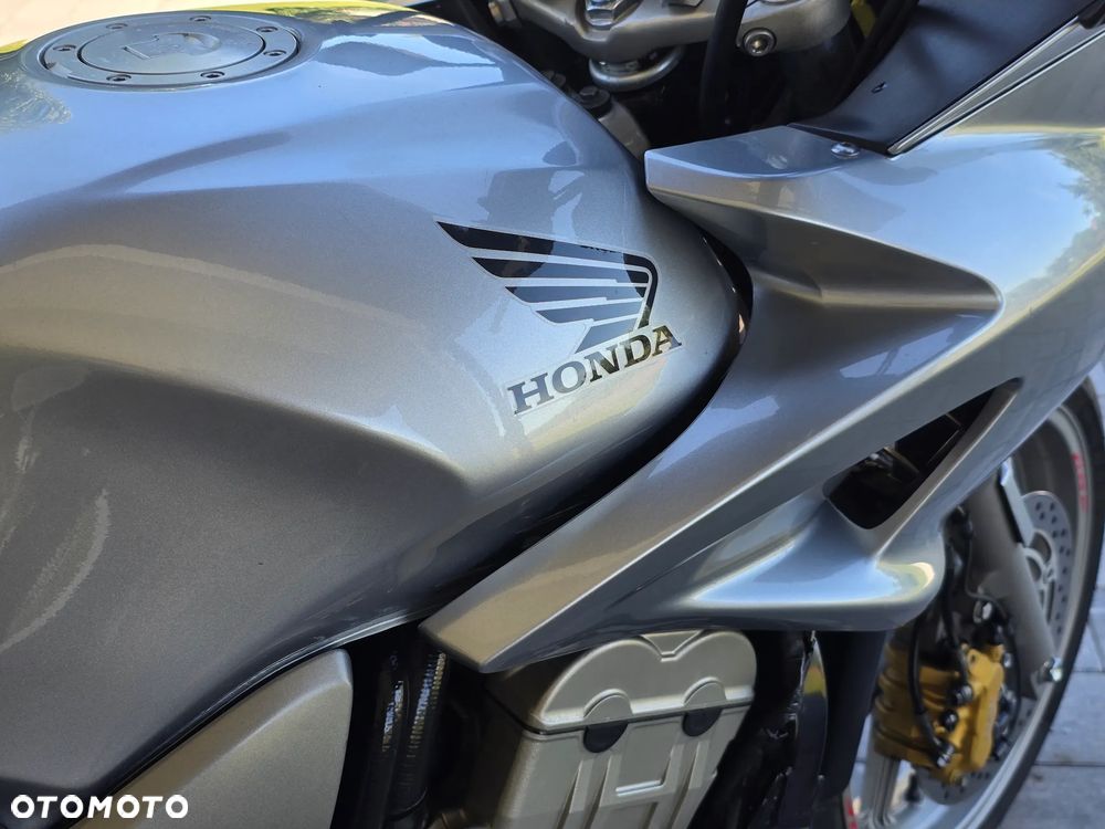 Honda CBF - 28