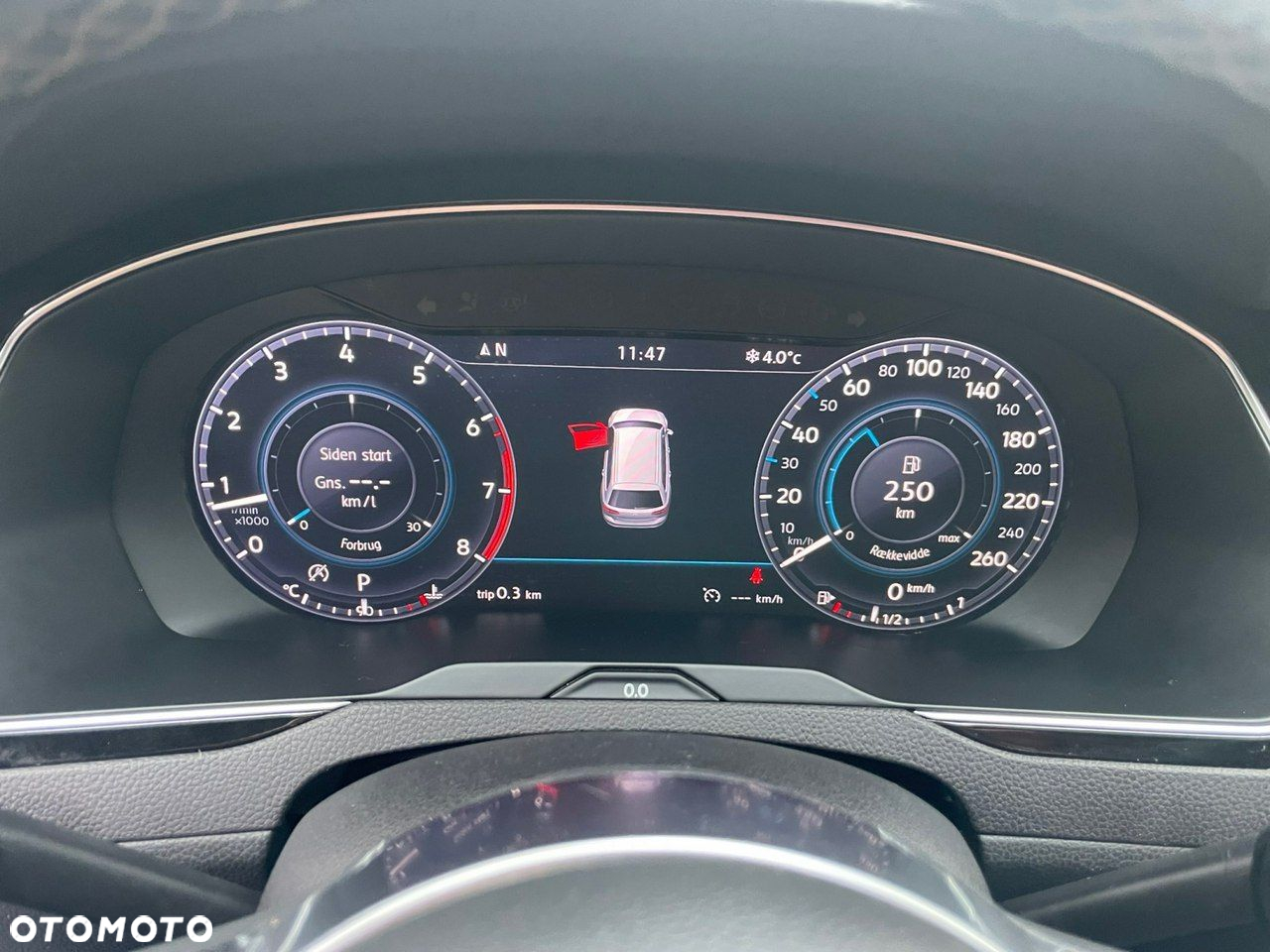 Volkswagen Passat - 11