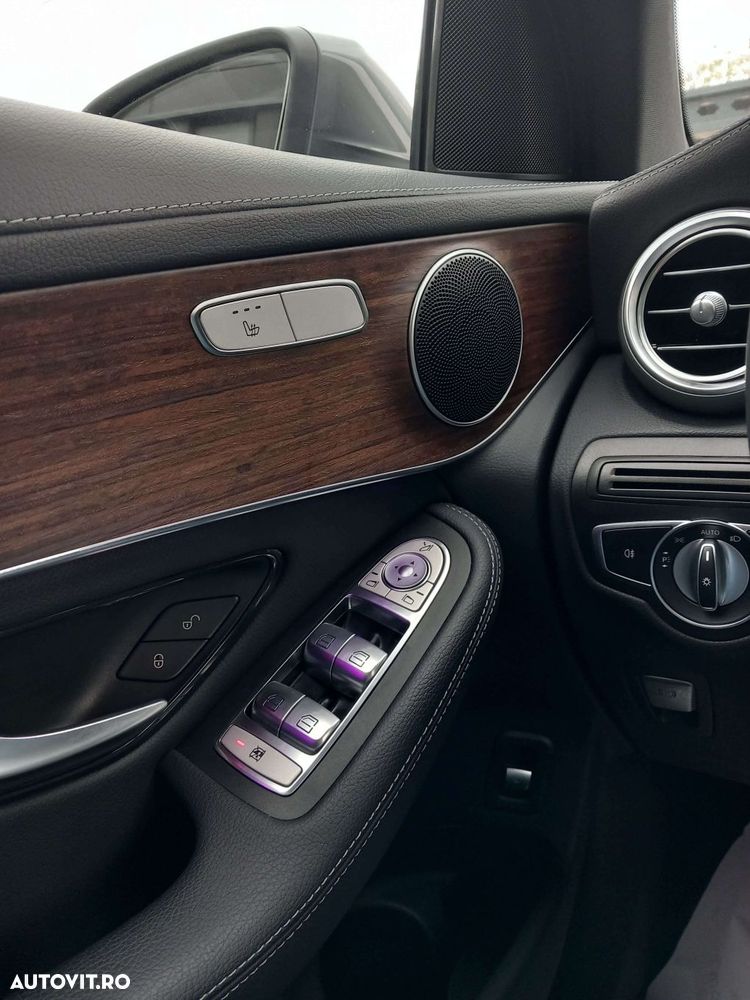 Mercedes-Benz GLC 300 d 4MATIC - 8