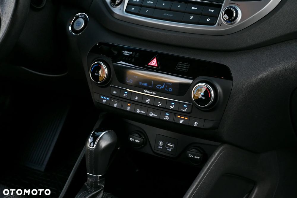 Hyundai Tucson 2.0 CRDI Premium 4WD - 25