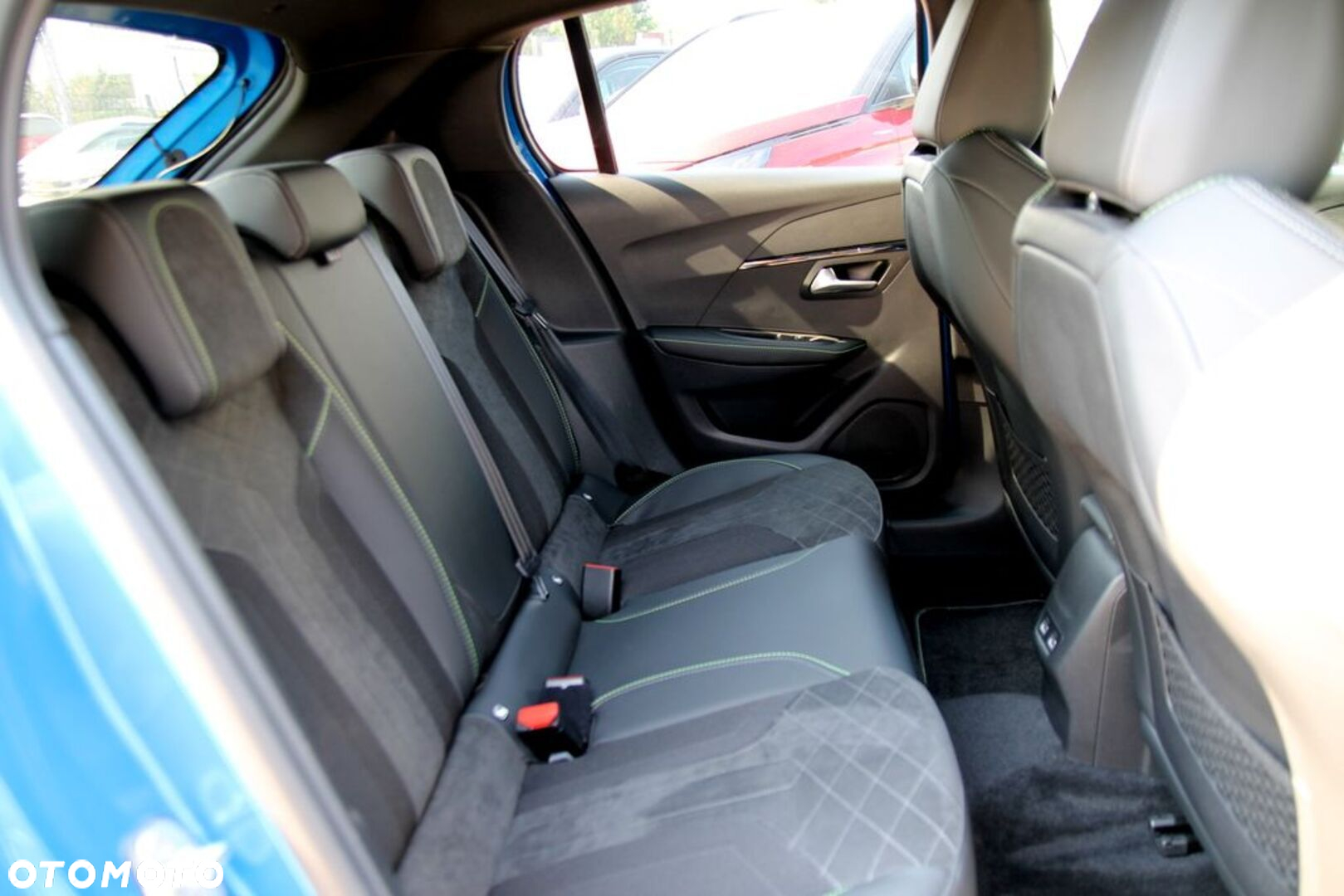 Peugeot 208 e-208 GT Pack - 22