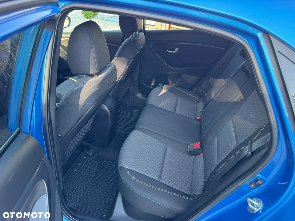 Hyundai i30 1.4 GO Plus - 36